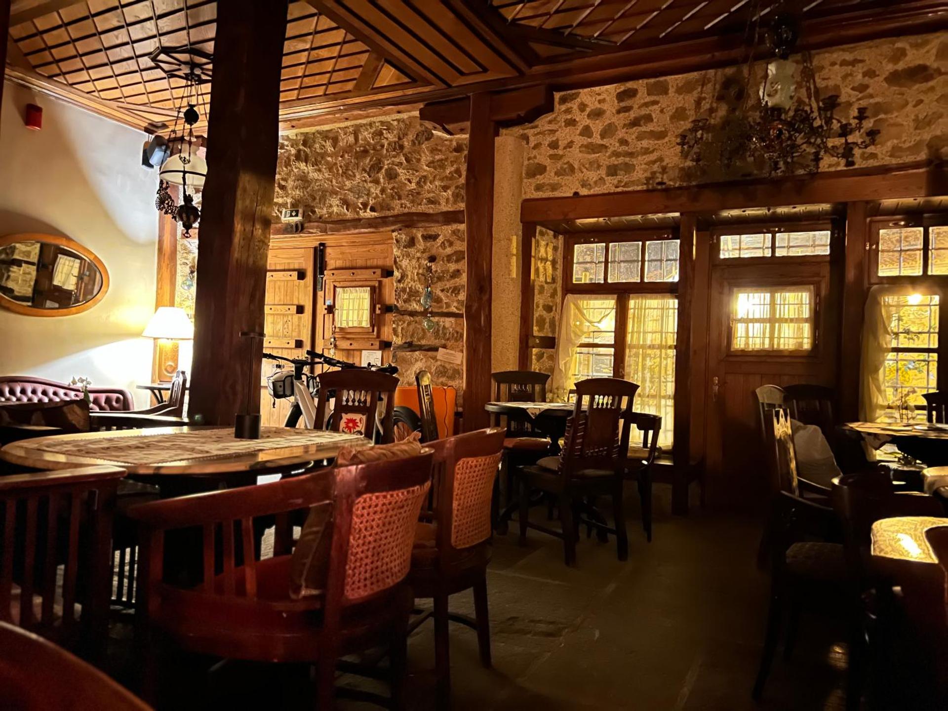 Aristotelous Alexandrou Historic Inn