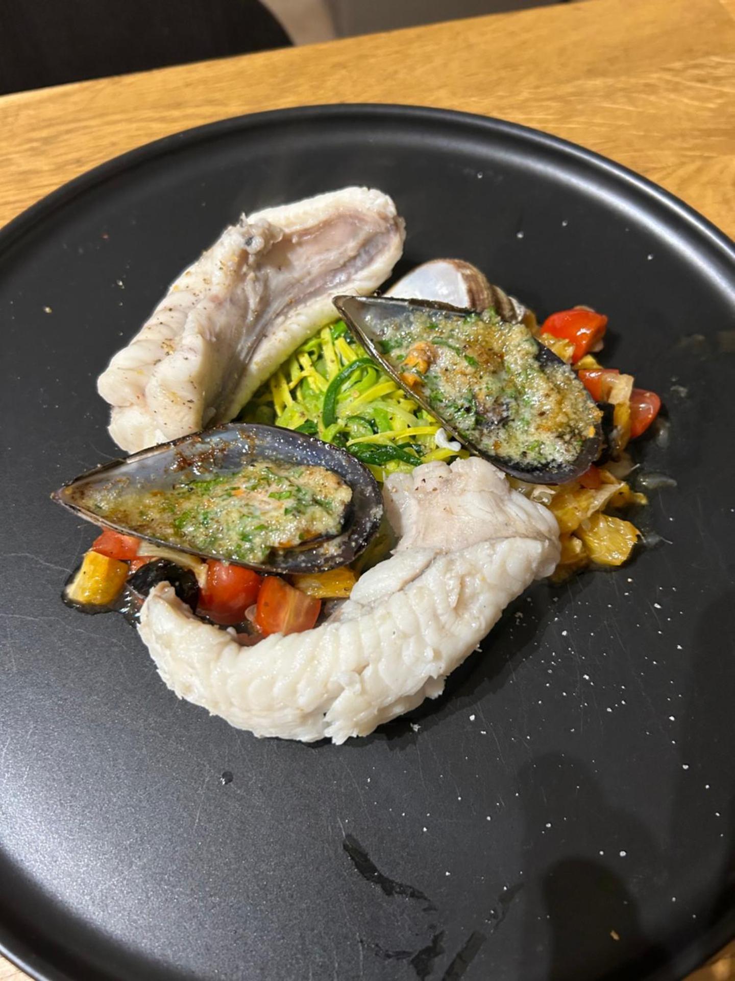 Le Patio, chambres d hôtes pour adultes en Camargue, possibilité de naturisme à la piscine,