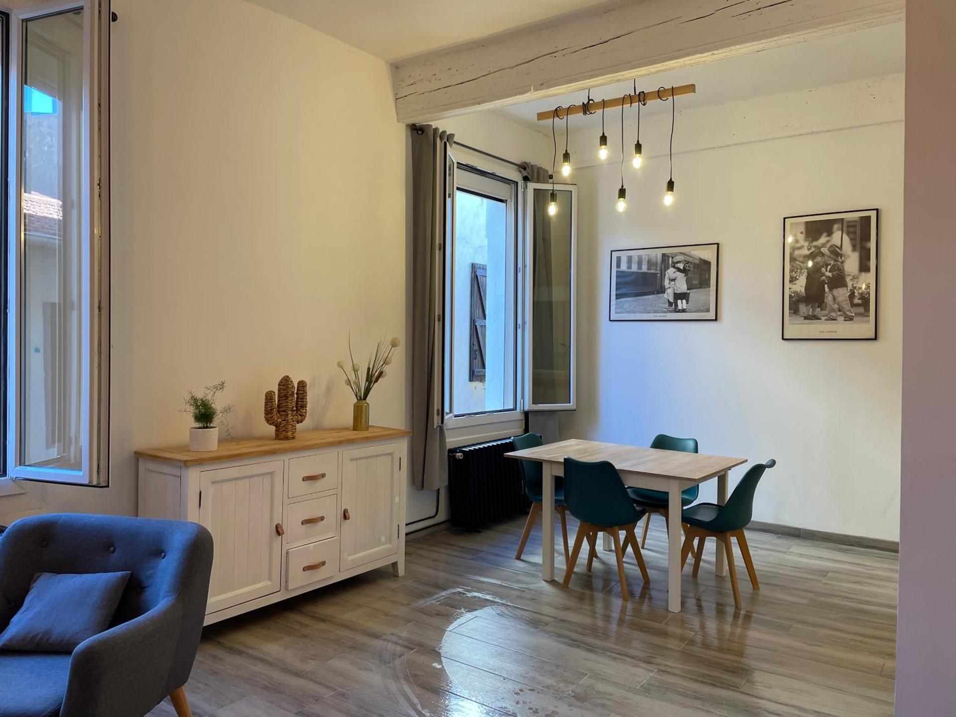 Appartement coquet dans le centre de Mèze