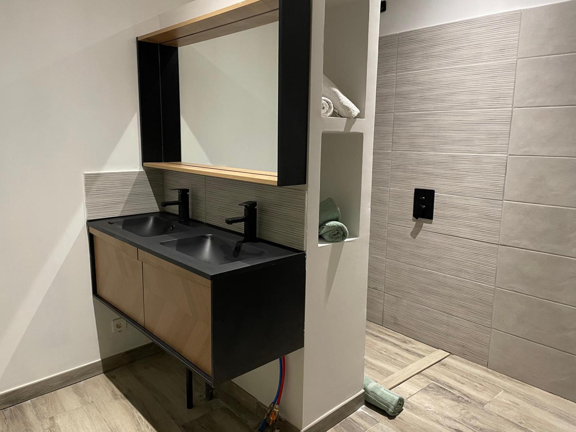 Appartement coquet dans le centre de Mèze