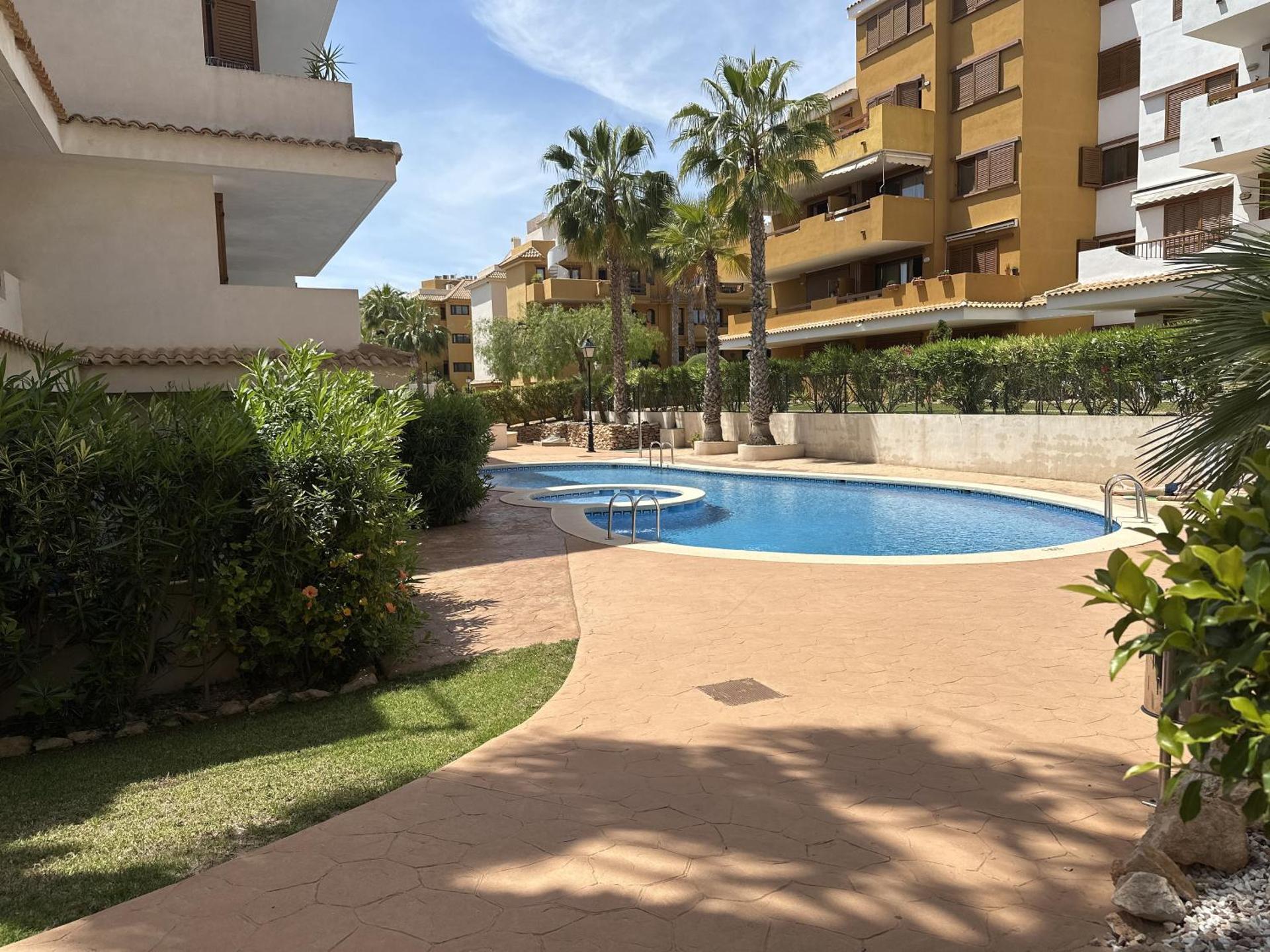 Spacious ground floor apartment