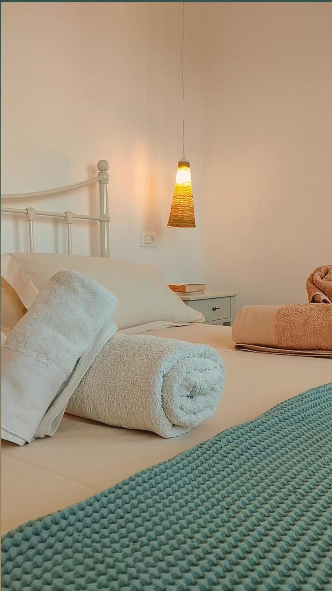 Traditional suites in Chora Kythnos #7