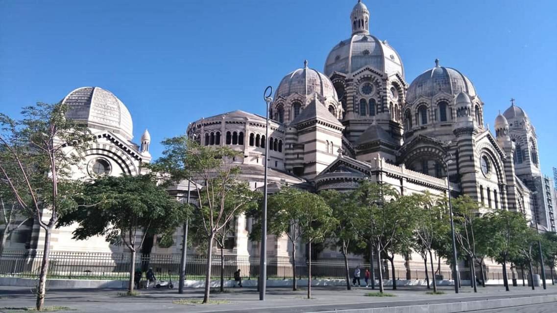 - - Maison ŪMA - - Wifi, Netflix, Mer et Centre