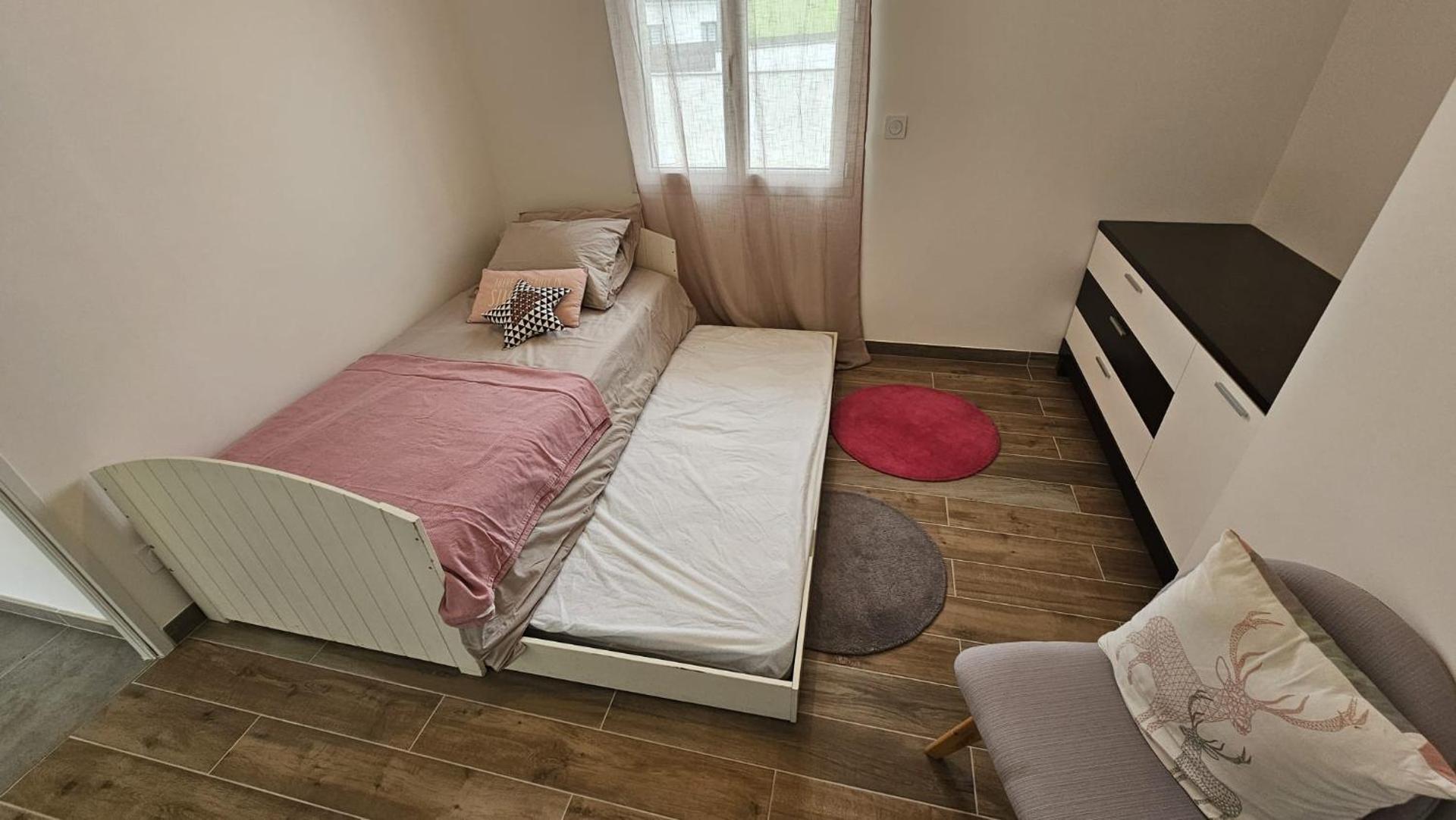 NeseHome, Maison à proximité du Futuroscope