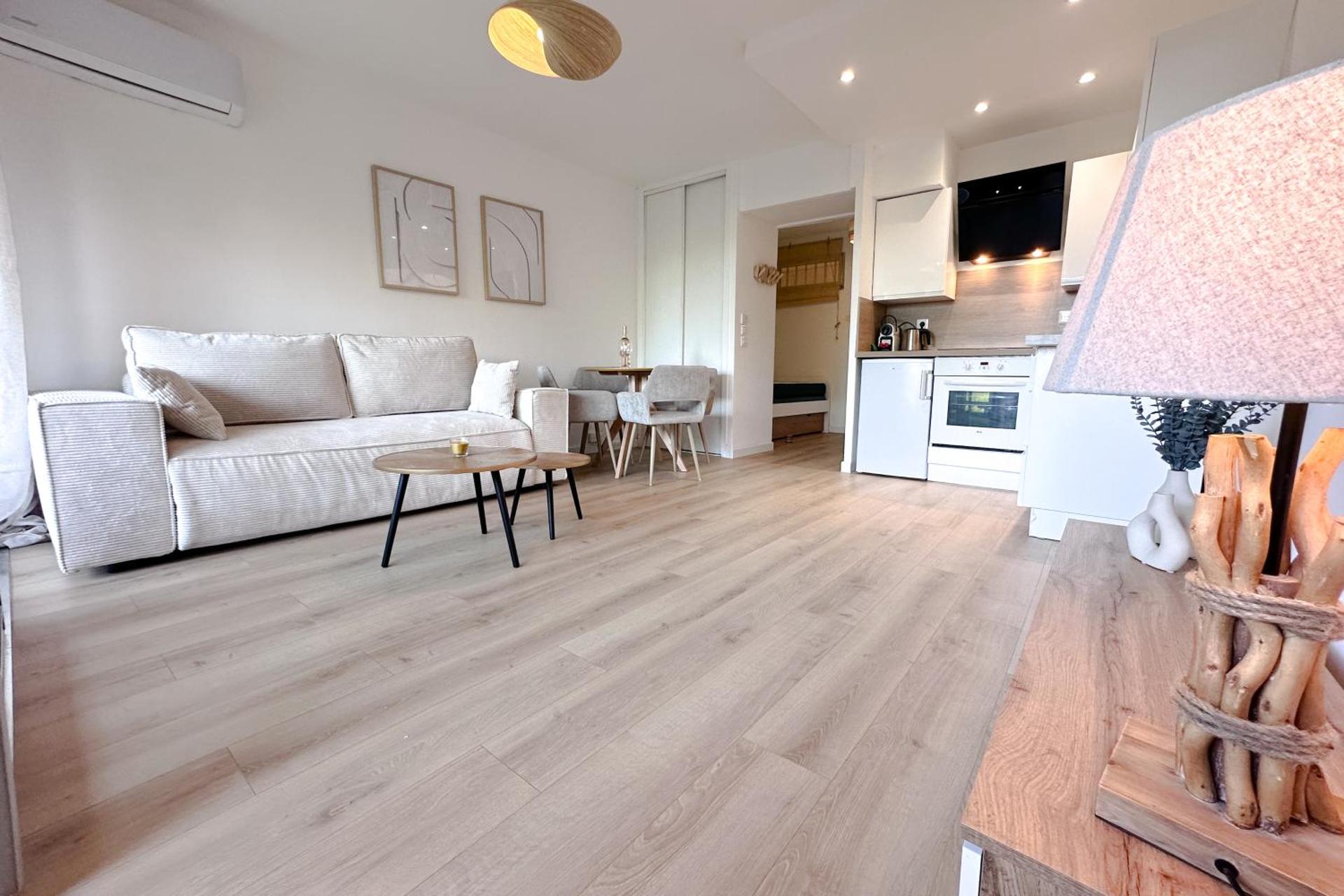 AUTRICHIENS - Haut de gamme Lumineux Central Jardin Parking