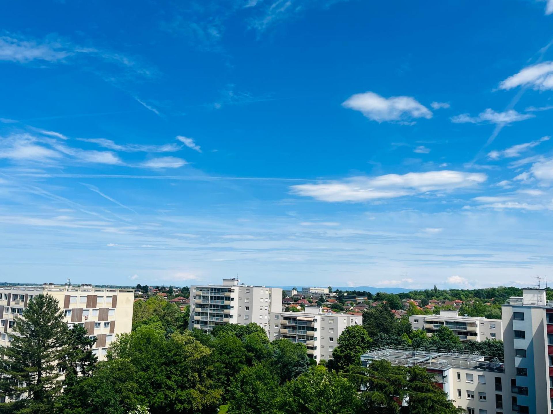 3 chambres Situation idéale Aux portes de Lyon Tout confort