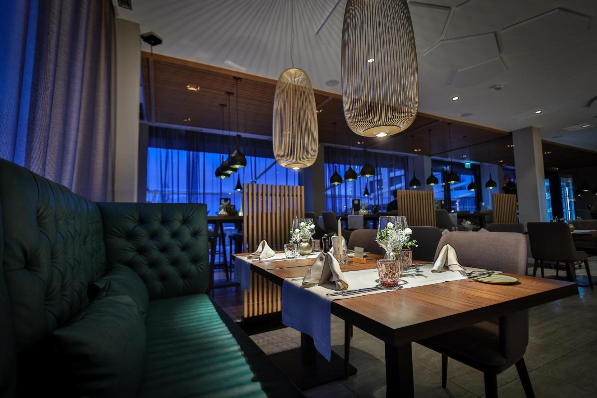 Restaurant/places to eat