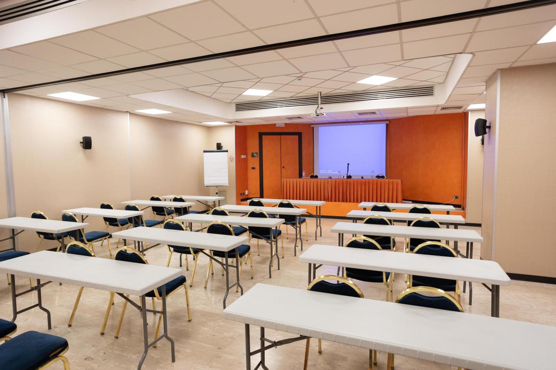 Meeting/conference room