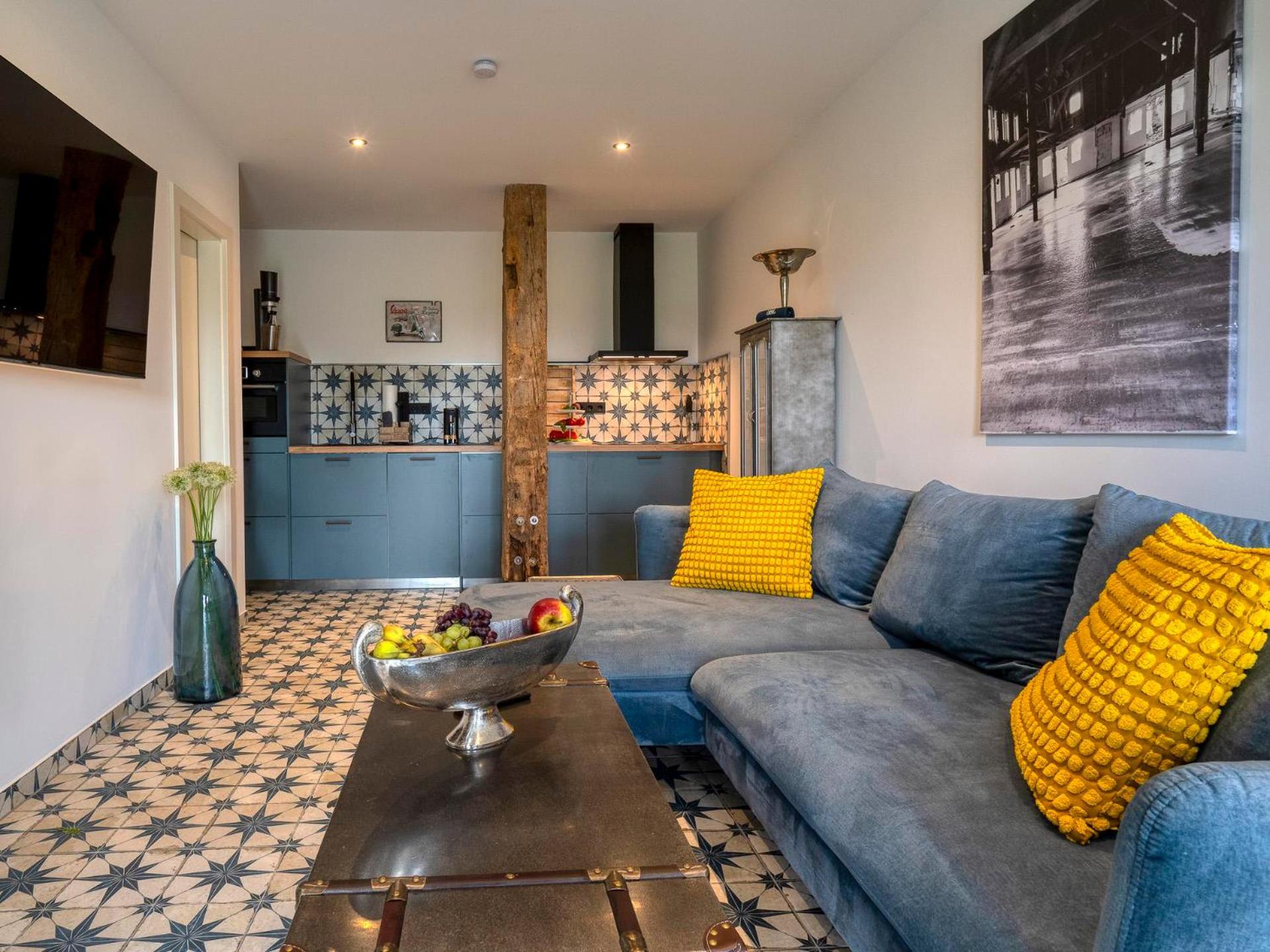 Apartment with Shower