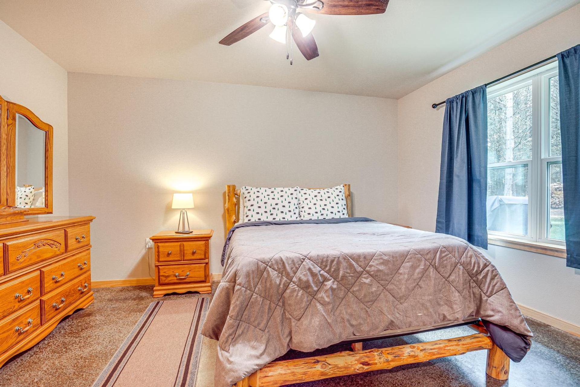 Northwoods Cabin - Near 3 Woodruff Lakes