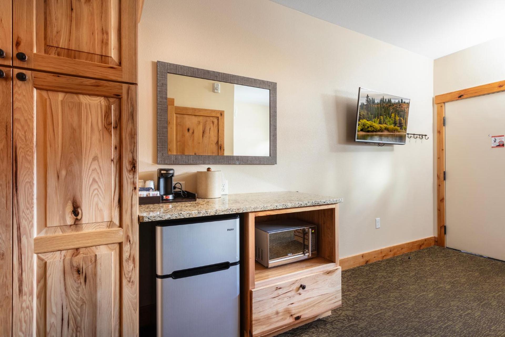 Junior Suite with Balcony