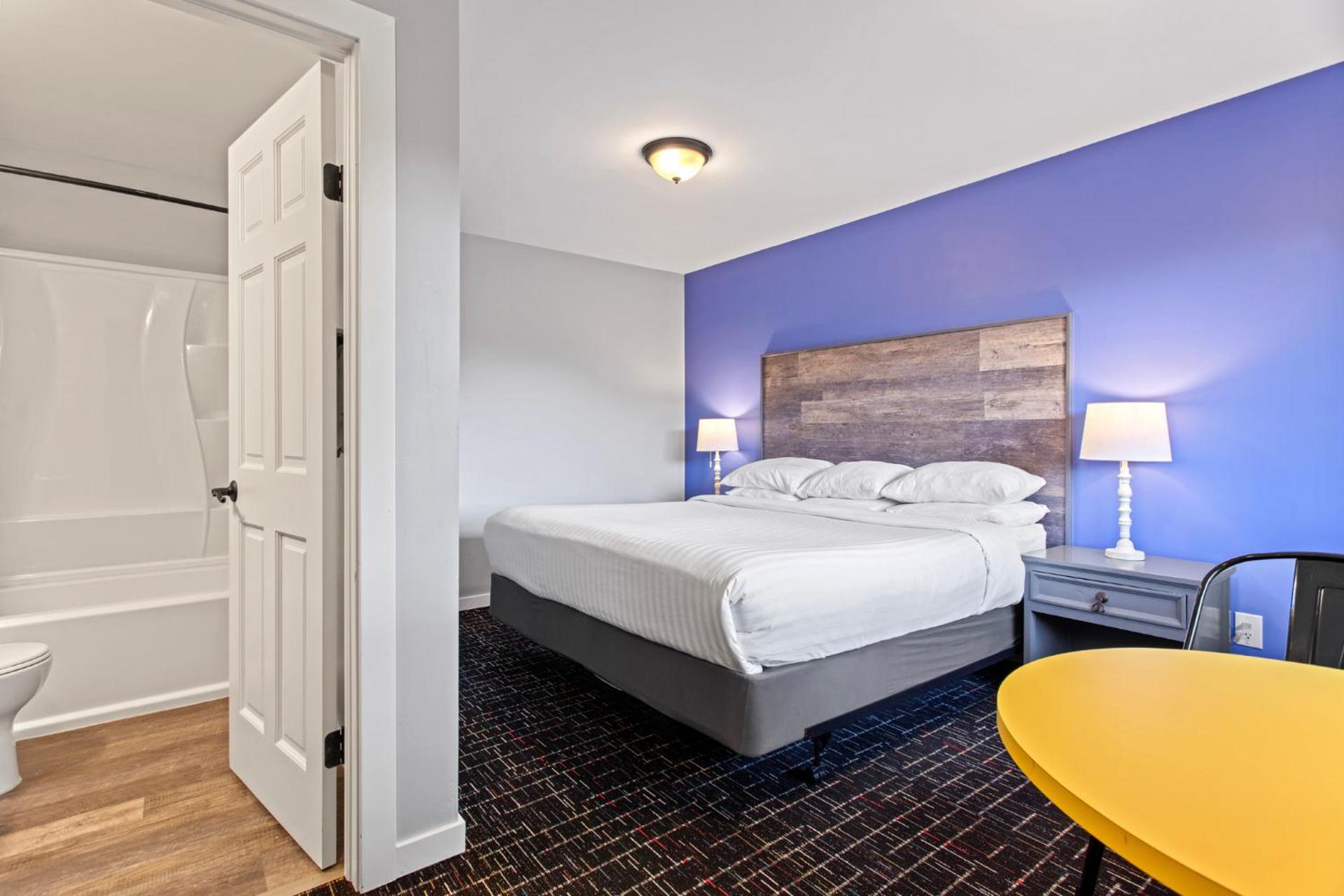 Coyote Mountain Lodge