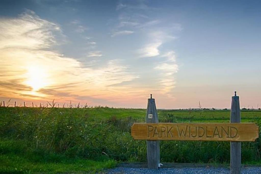 Marina VILLA nabij water met prive sauna.