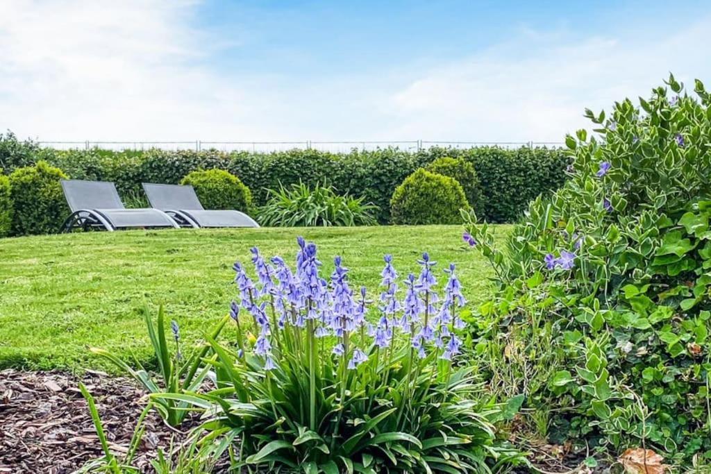 Marina VILLA nabij water met prive sauna.