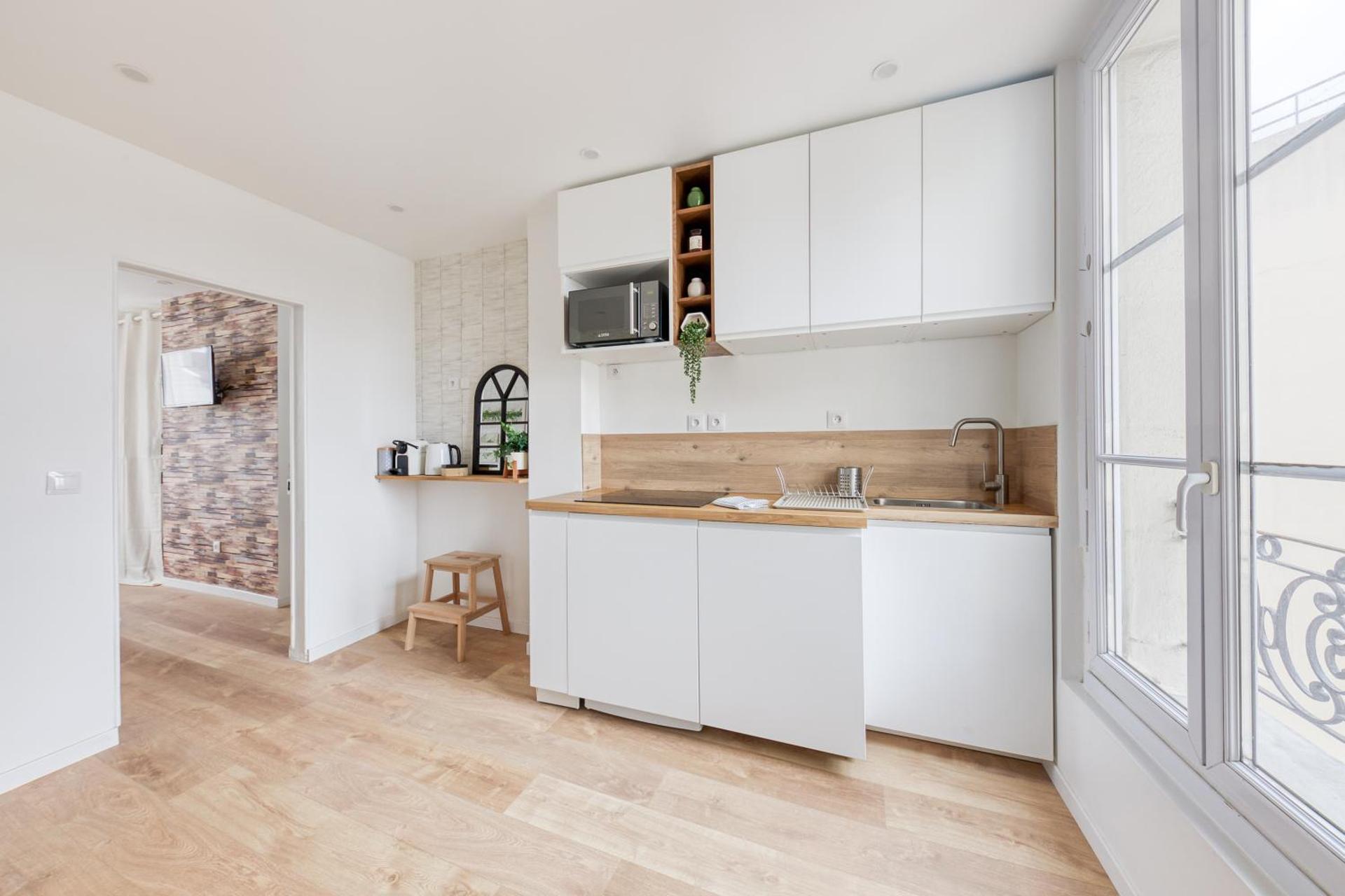 Kitchen or kitchenette