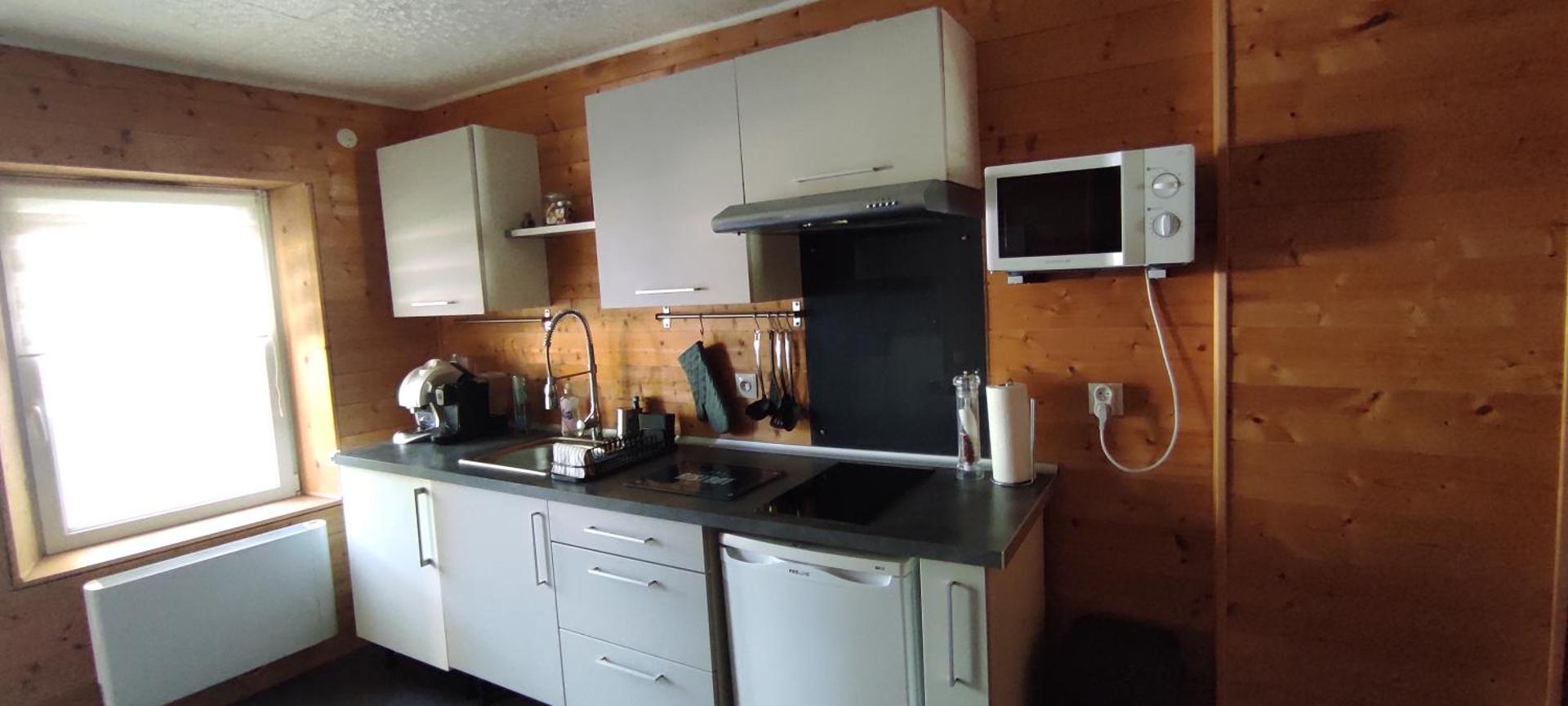 Kitchen or kitchenette