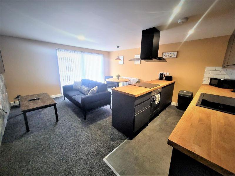 Friary House Serviced Apartments by Roomsbooked - 24Hr Reception