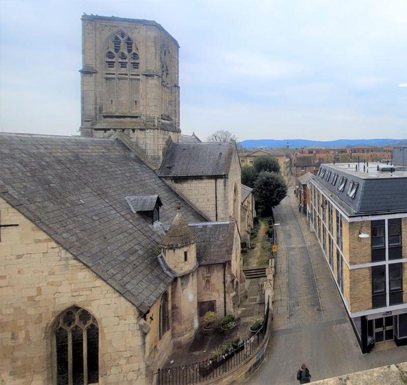 Friary House Serviced Apartments by Roomsbooked - 24Hr Reception