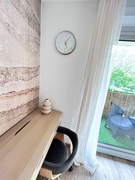 Terre d'occitan-Metro-Parking-Balcon