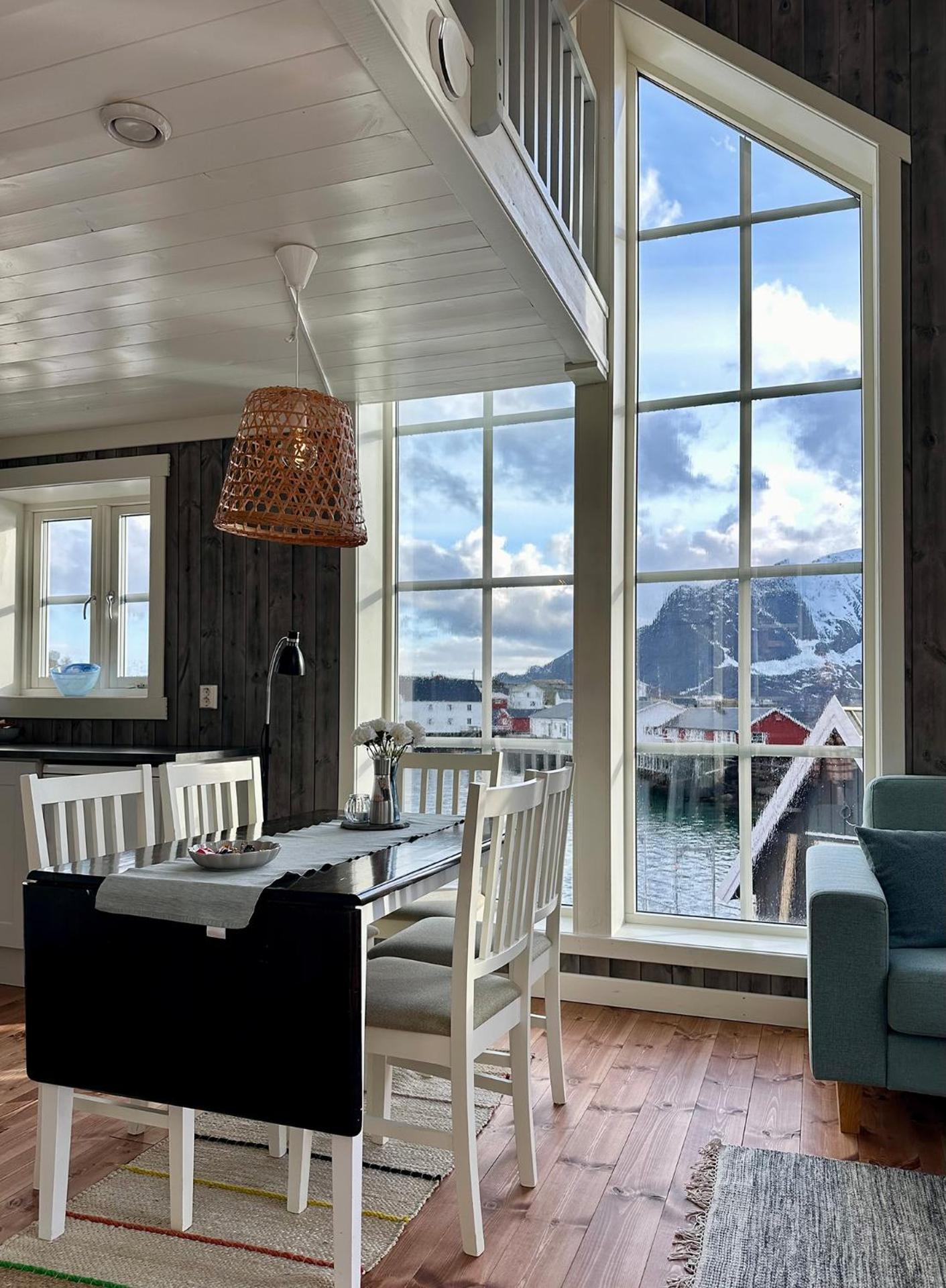 Superior Apartment with View and Balcony