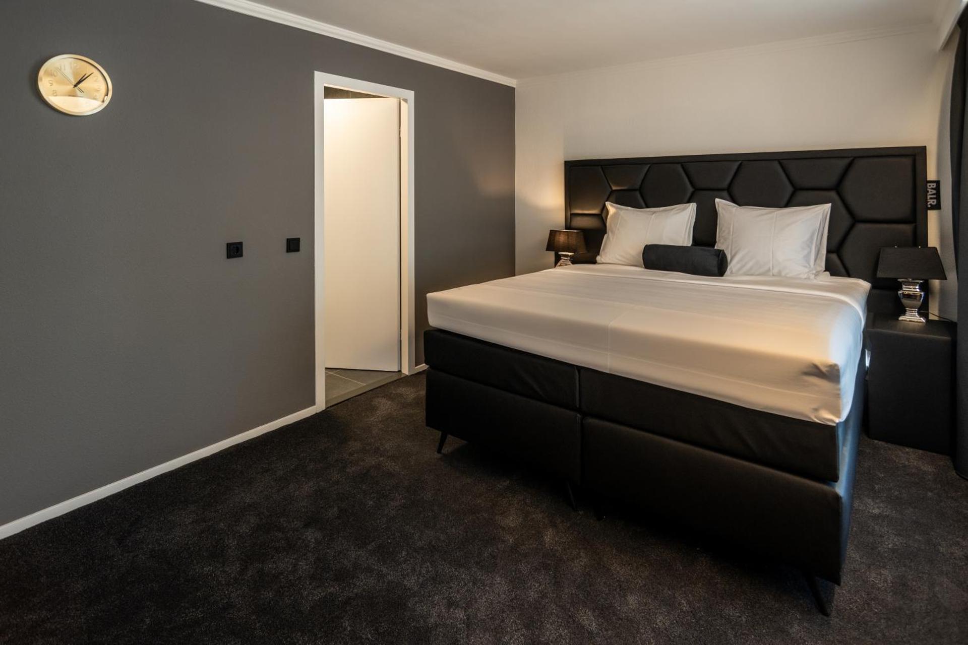 Square Boutique Hotel & Brasserie