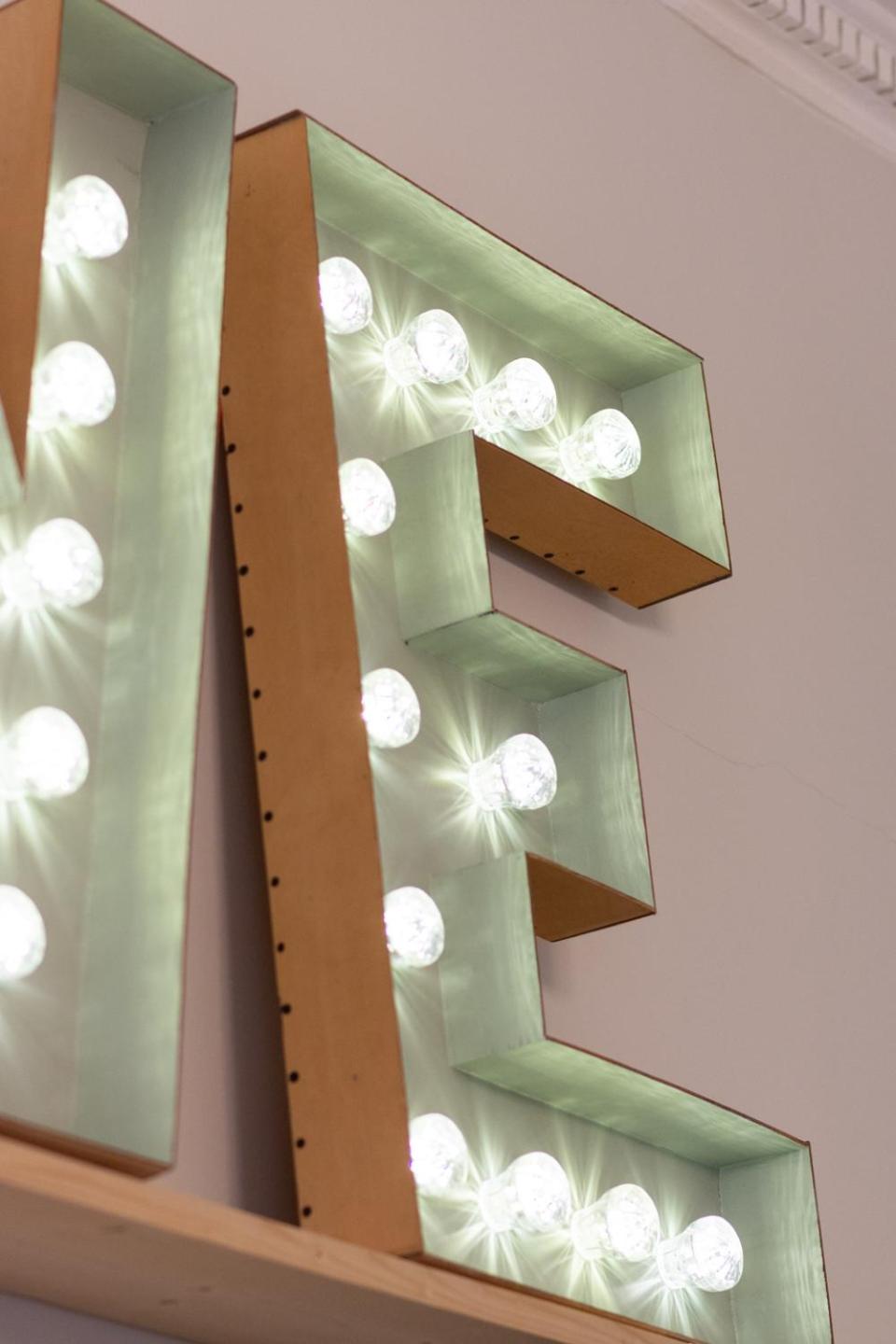 The Ballroom - Huge Apartment in Lichfield City Centre