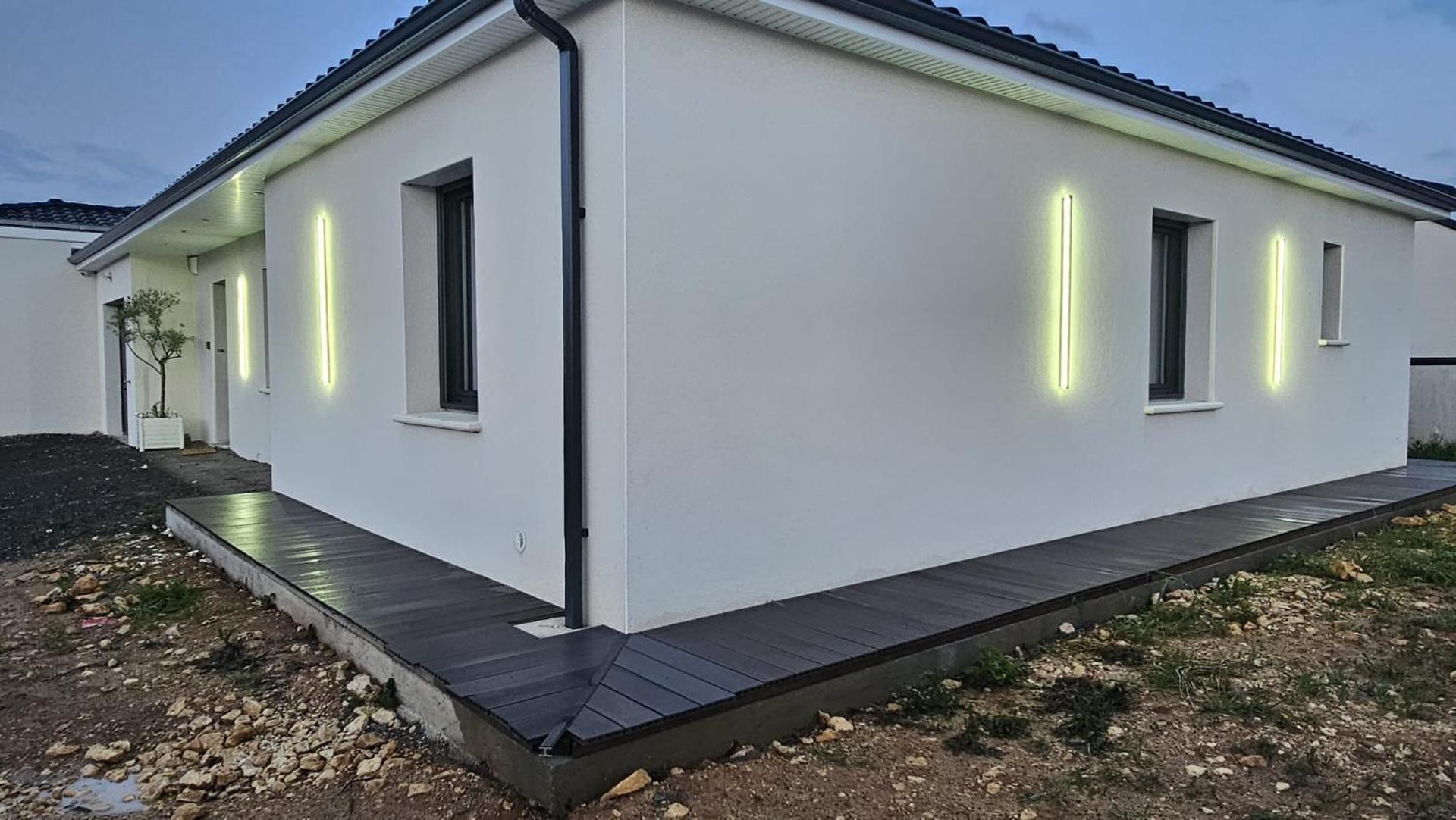 NeseHome, Maison à proximité du Futuroscope