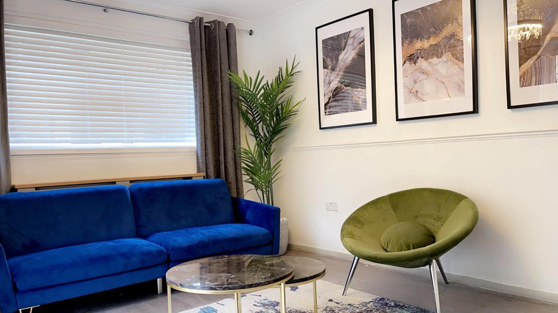 Communal lounge/ TV room