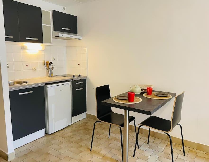 Charmant studio Mistral - Acenseur - Centre-ville