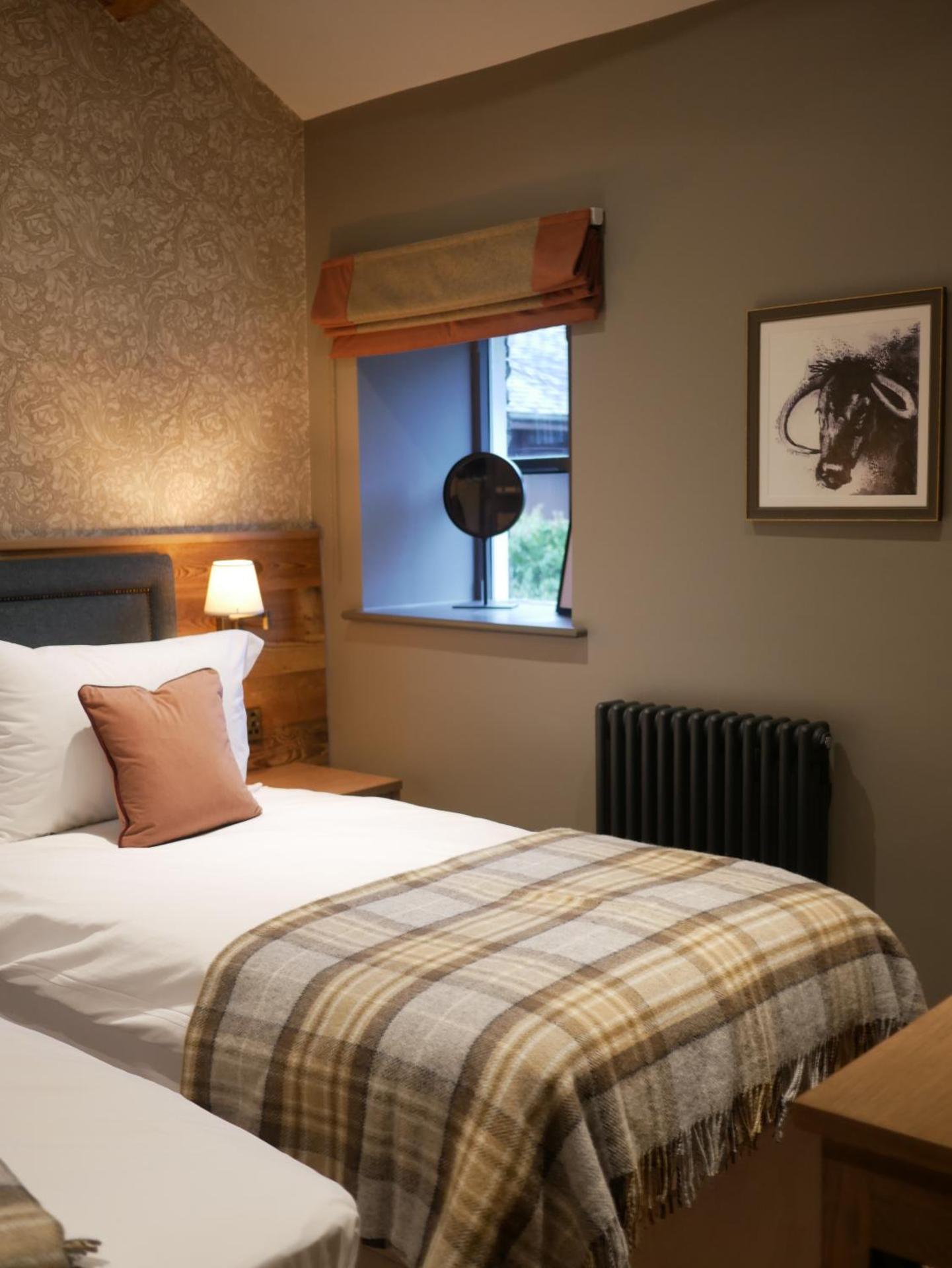 Queens Head Inn & Restaurant