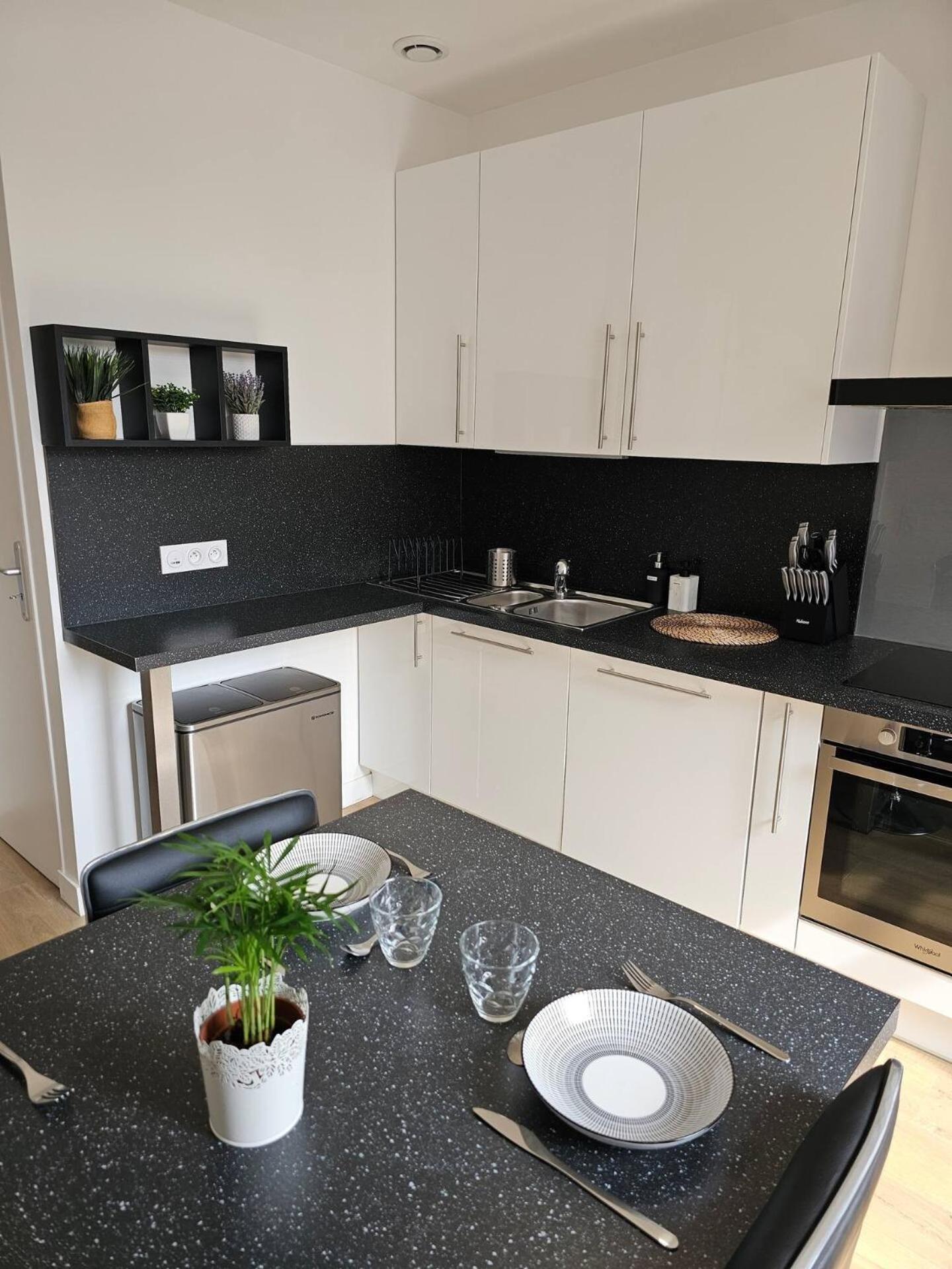 Kitchen or kitchenette