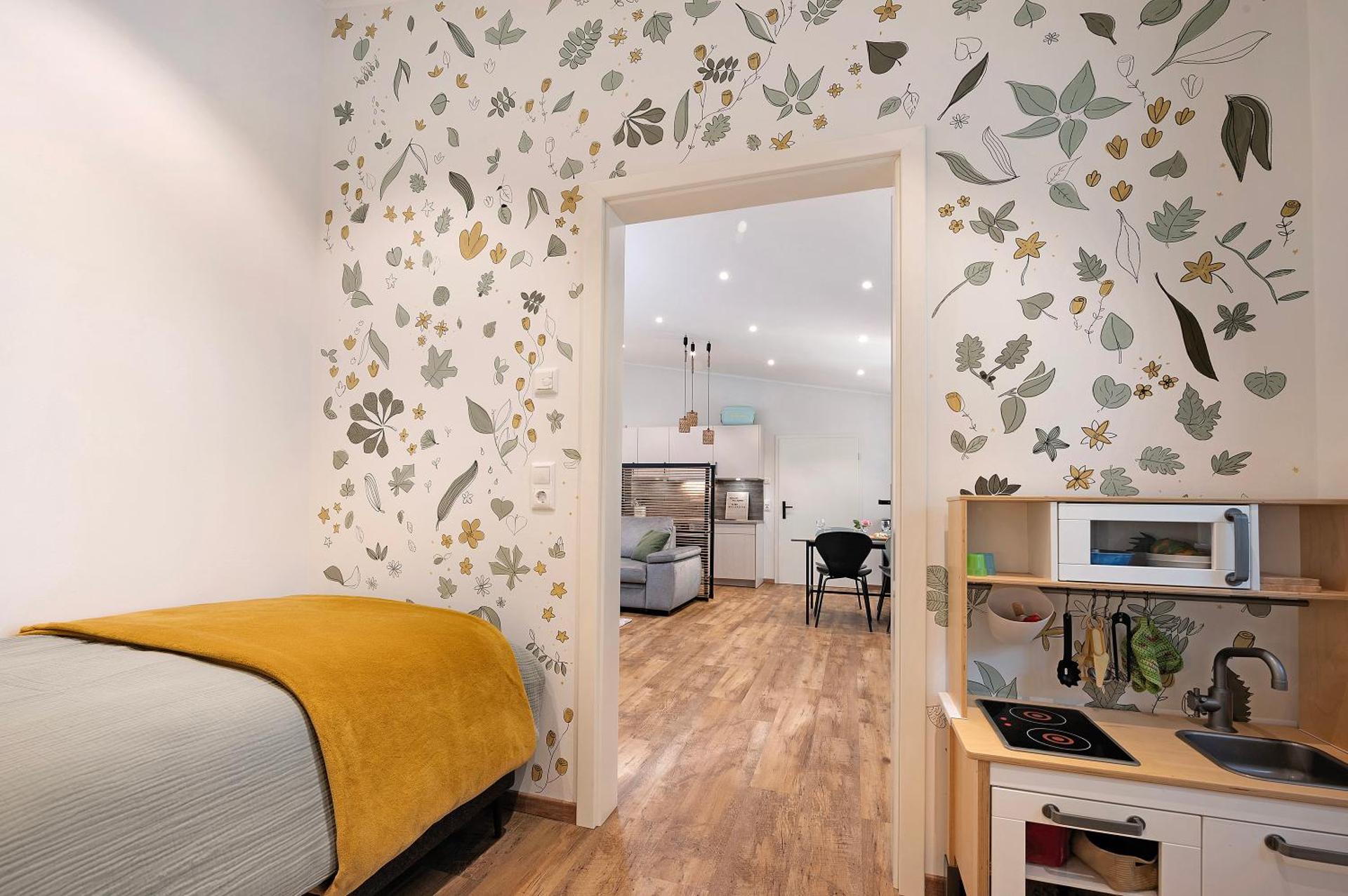 Eichengeflüster Waldhütte