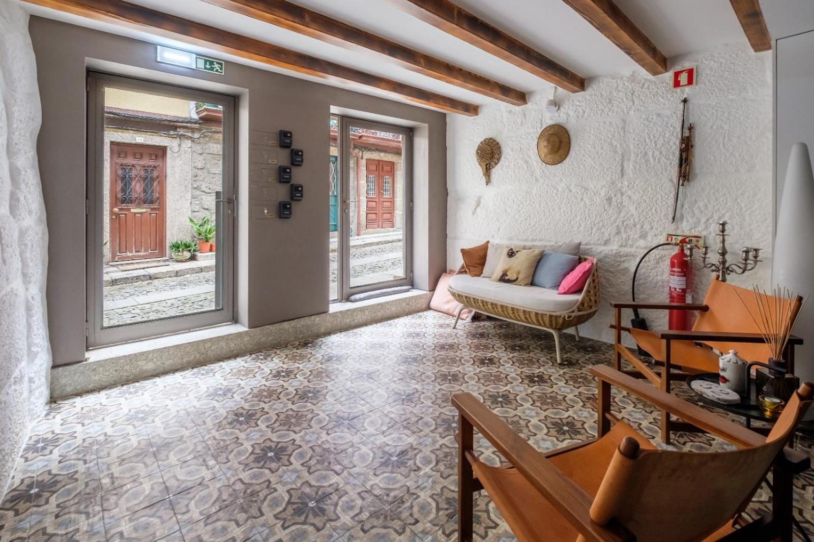 Casa Velhinha - Design, Culture and Comfort in Guimarães