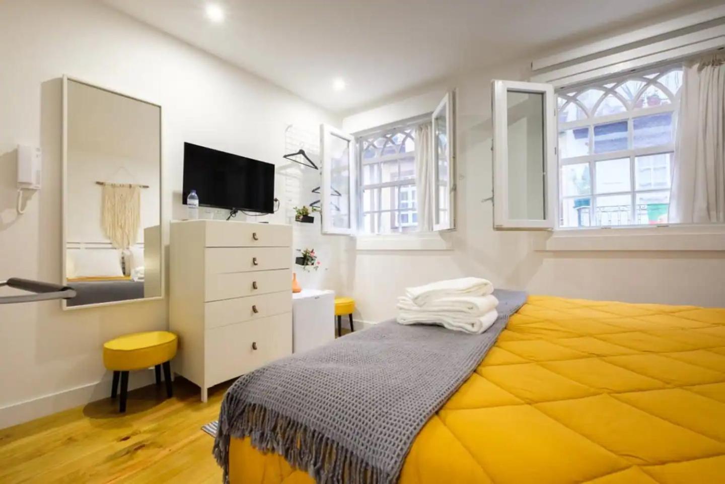 Casa Velhinha - Design, Culture and Comfort in Guimarães