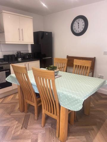 Sleeps 8 Matlock/ Matlock Bath Pet Friendly