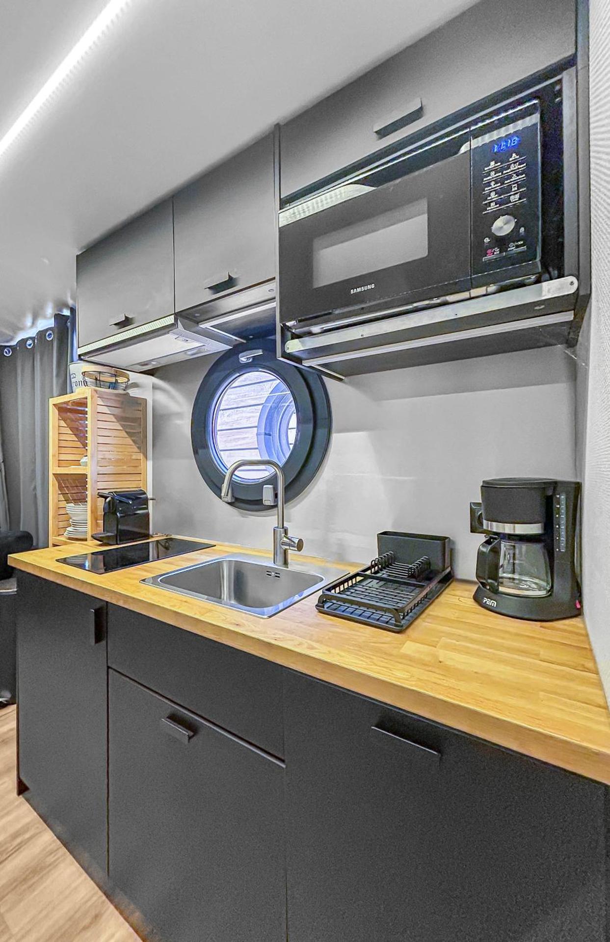 Séjour Unique sur un Bateau "Marius"