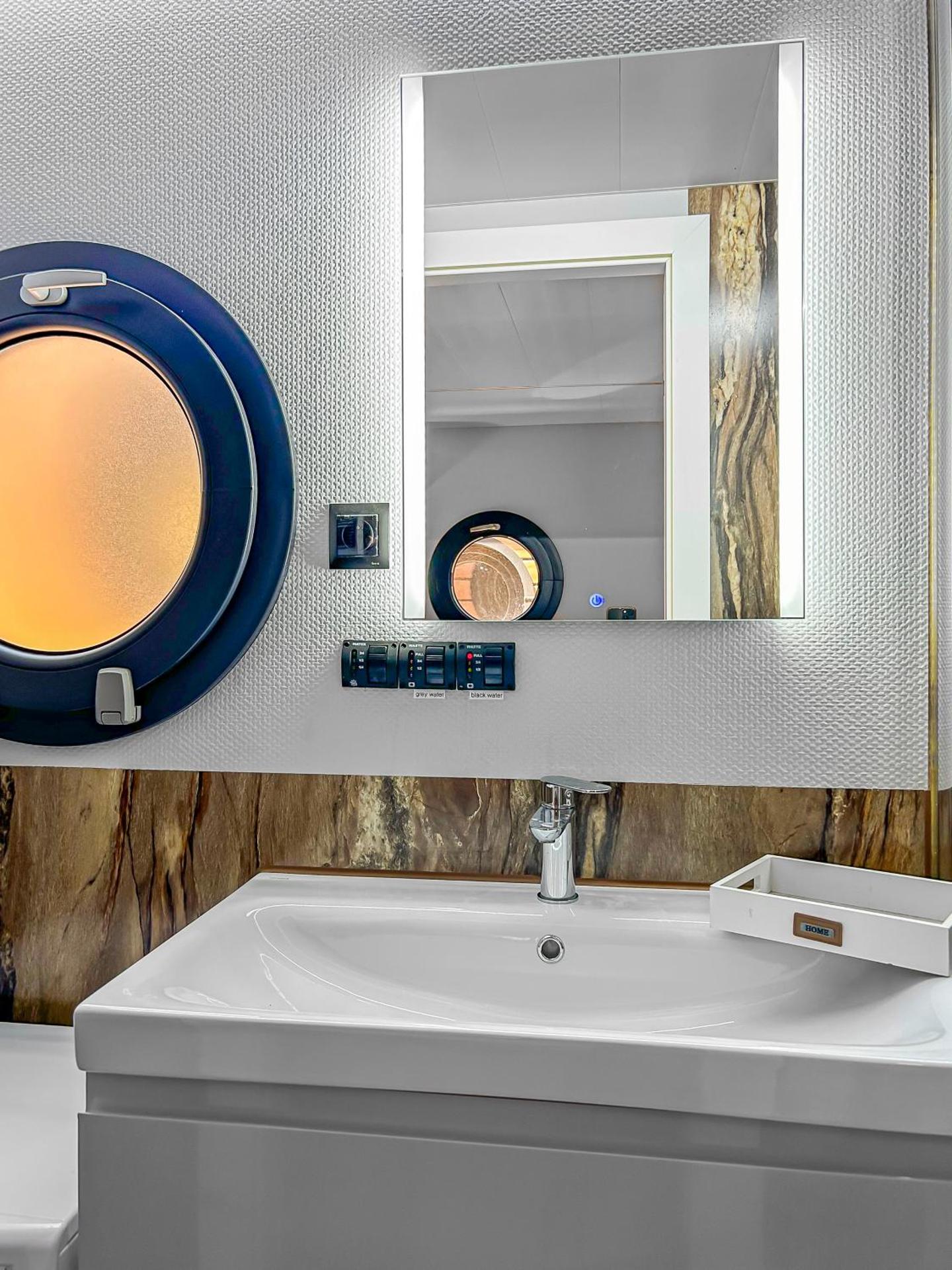 Séjour Unique sur un Bateau "Marius"