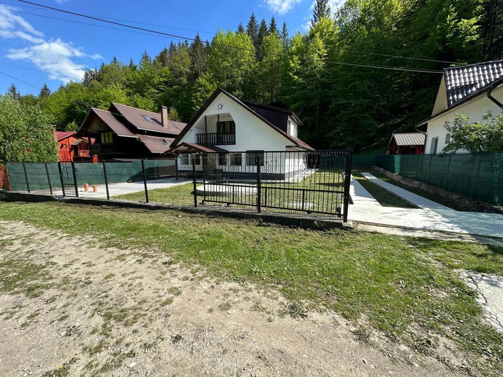 Vila Izvorul Muntelui