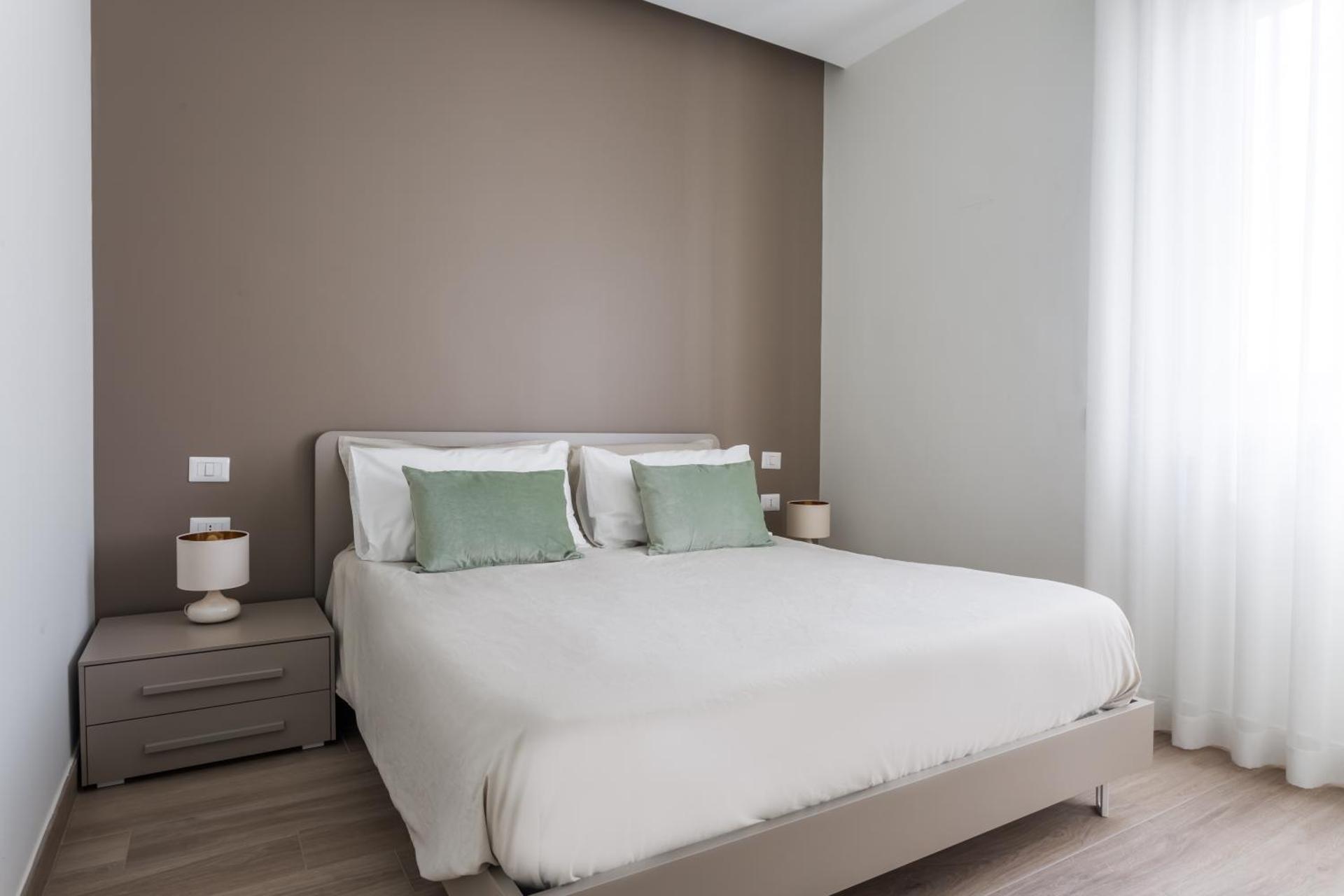 One-Bedroom Apartment with Terrace