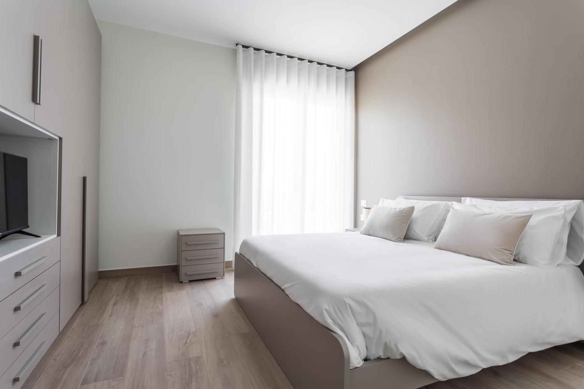 One-Bedroom Apartment with Terrace