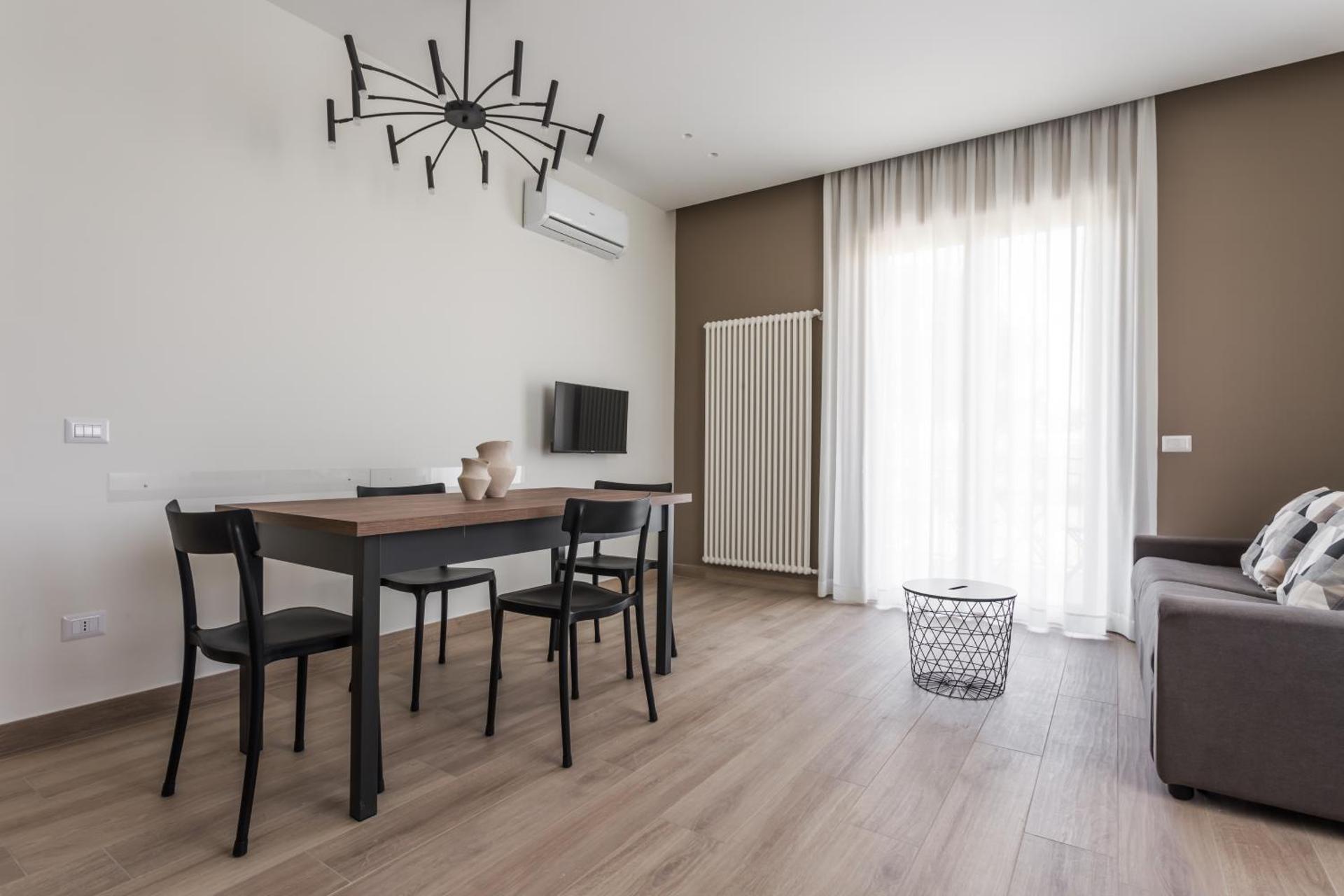 One-Bedroom Apartment with Terrace