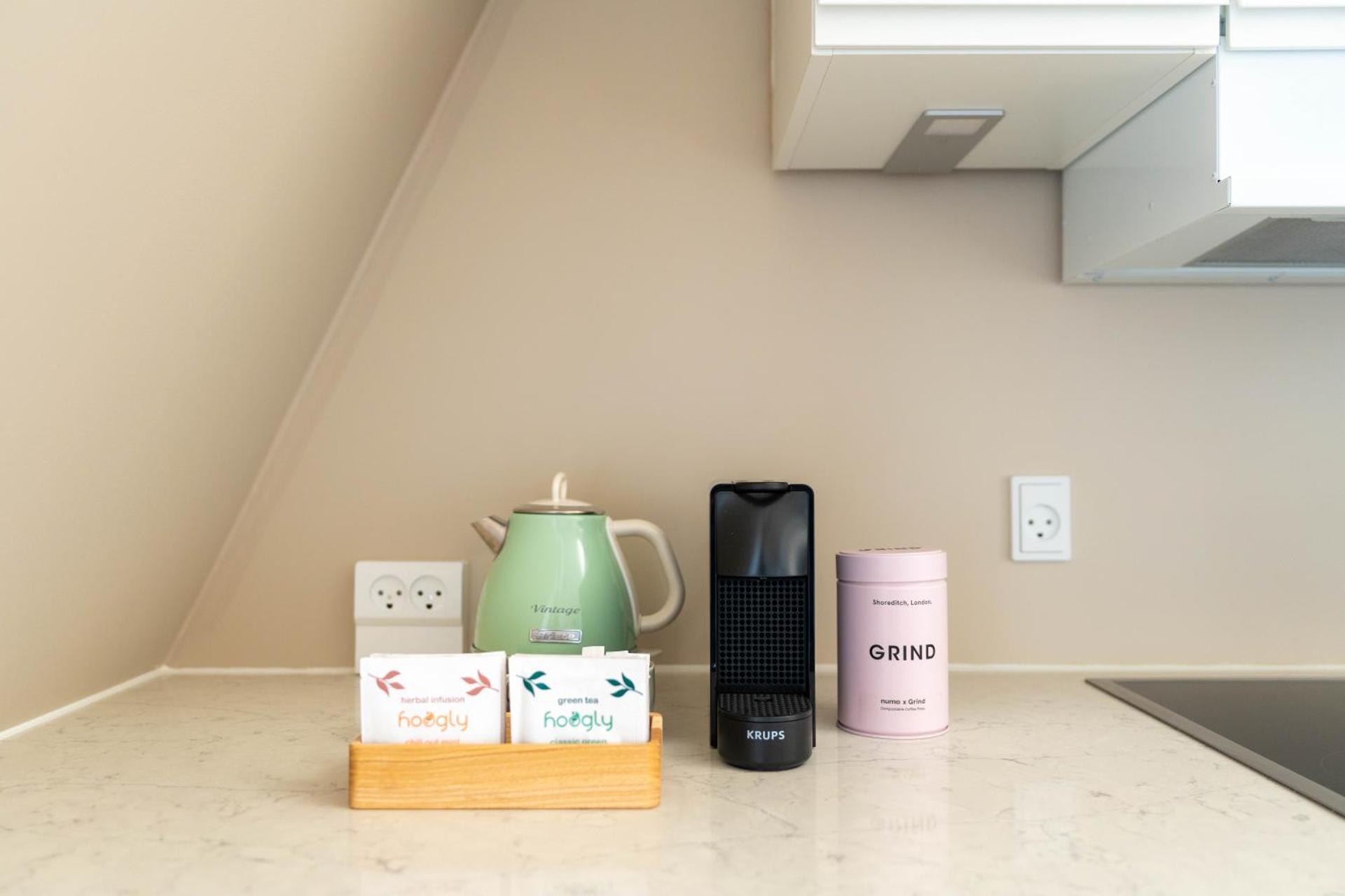 Coffee/tea facilities