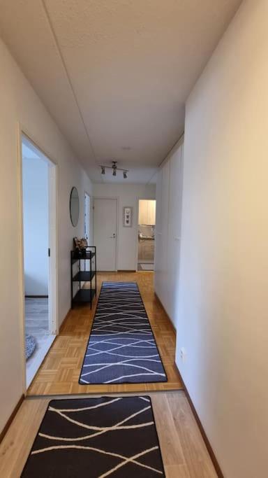 Viihtyisä saunallinen kolmio keskustan läheisyydessä