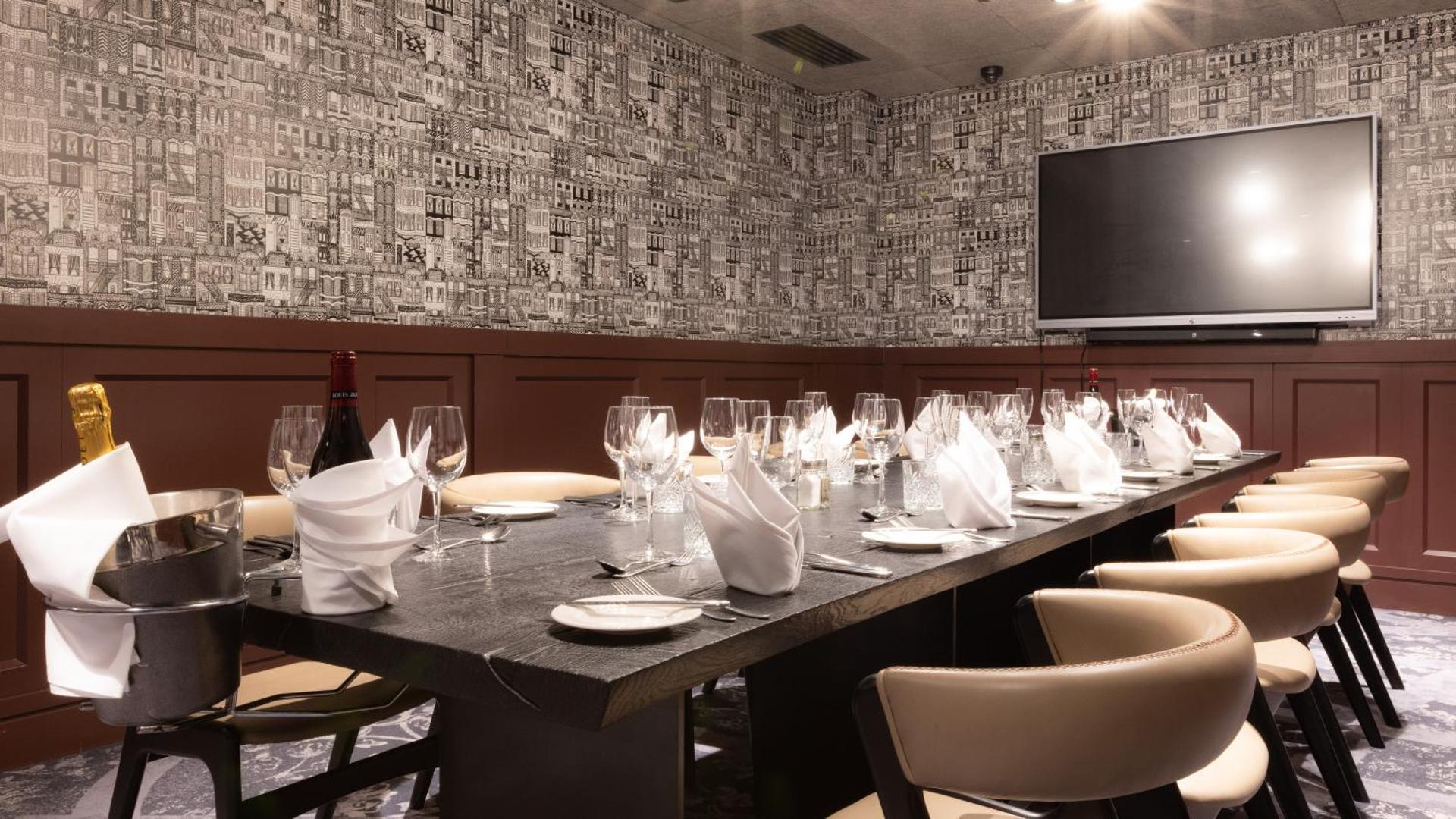 Meeting/conference room