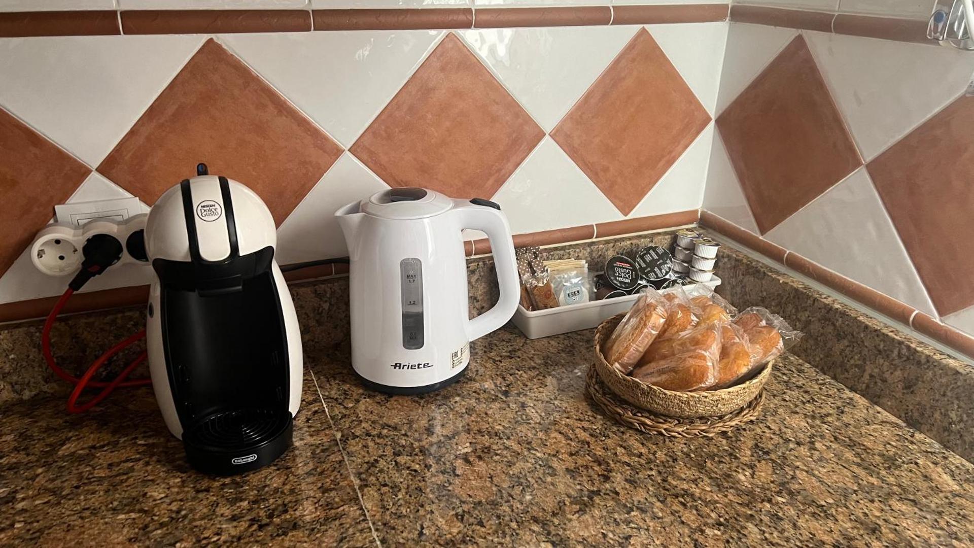 Coffee/tea facilities