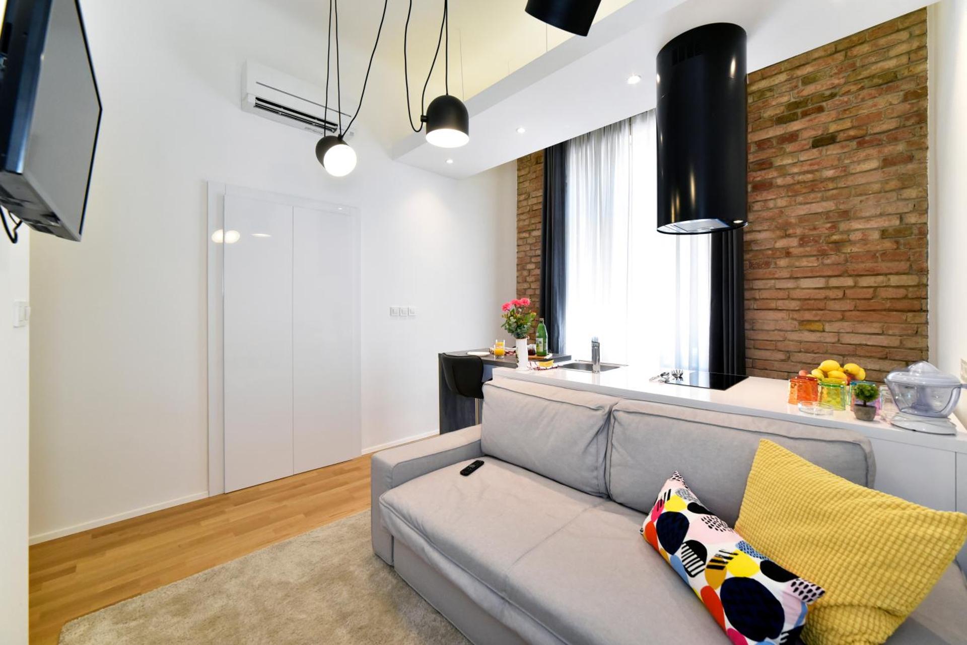 Communal lounge/ TV room