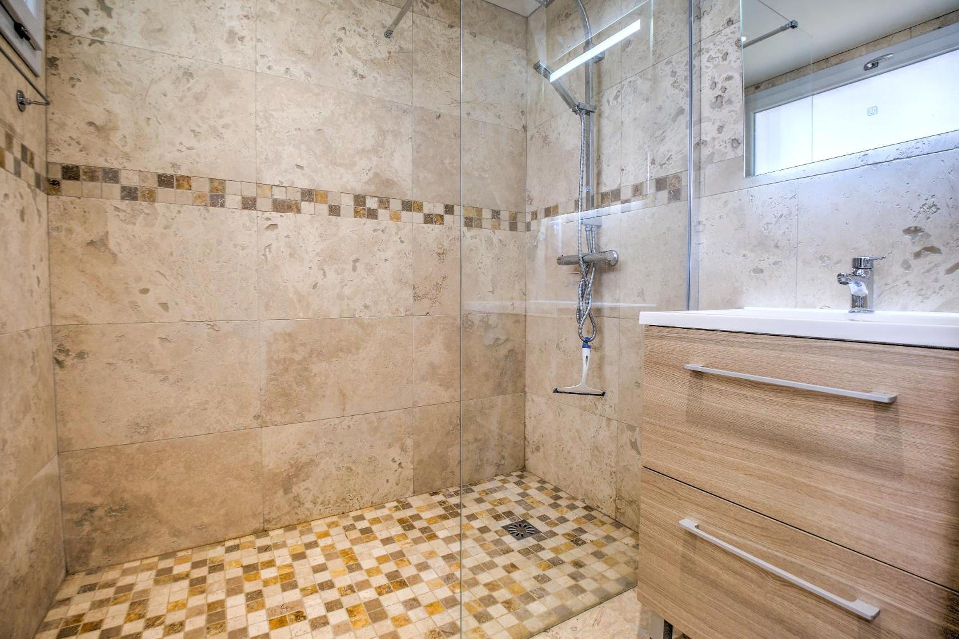 Gite Deodatus avec piscine