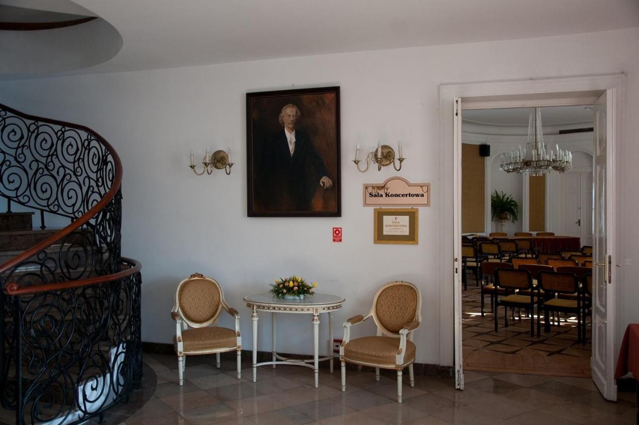 Hotel Zamek Pułtusk Dom Polonii