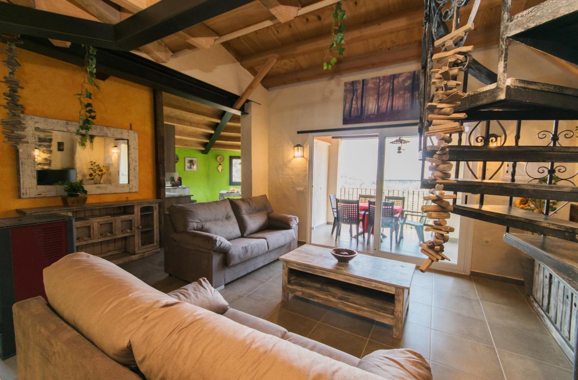 Communal lounge/ TV room