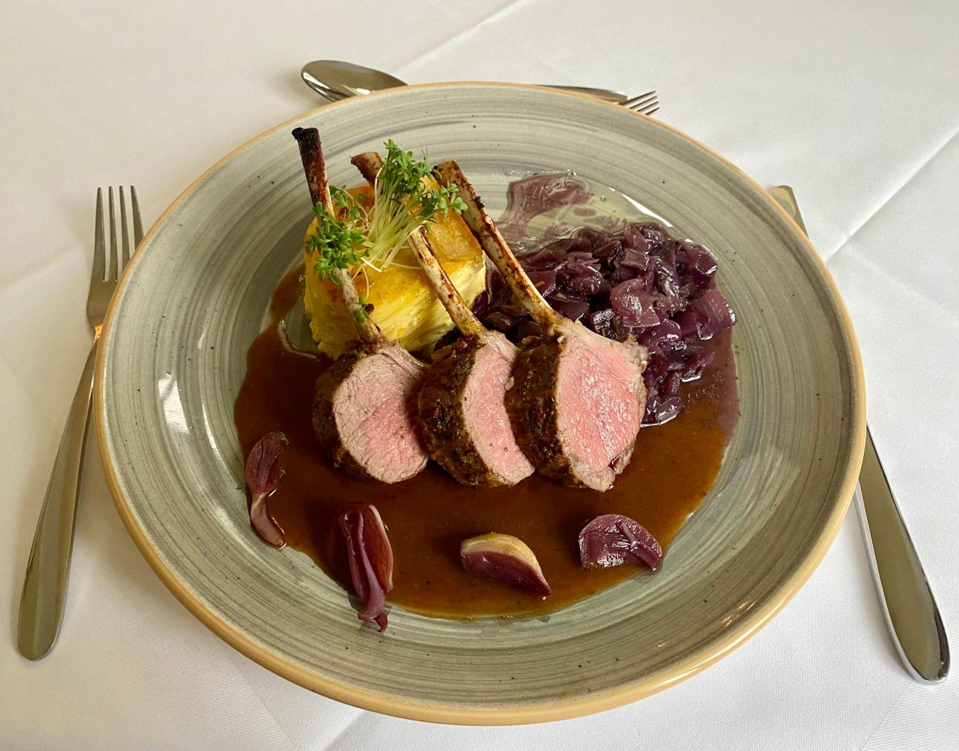 Restaurant/places to eat